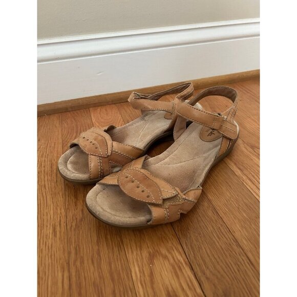 Clarks Reid Timber Wedge Sandal Tan Strappy Open Toe Women’s Size 9 - Picture 1 of 7